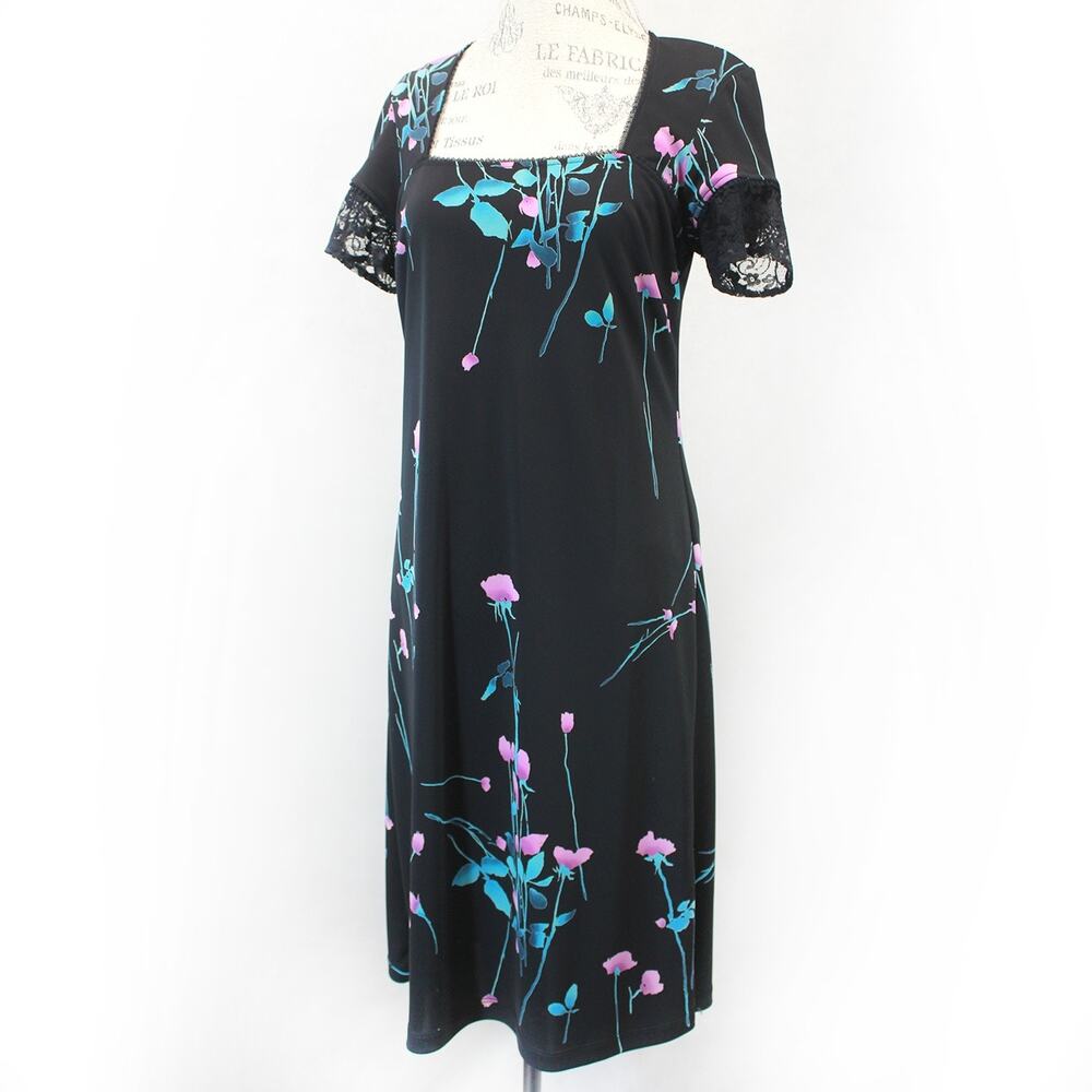 BCBG Max Azria Black Floral rose Y2K Floral Square Neck Cocktail Dress Medium